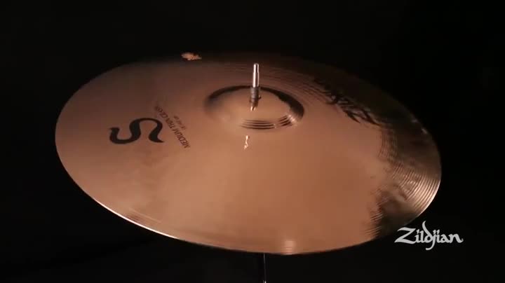 Aジルミュディアムシンクラッシュ18インチ早い者勝ちです Zildjian 18” A ZILDJIAN MEDIUM CRASH 【1,444g】 18インチ
