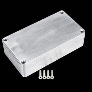 [STURDY ALUMINUM CASE DESIGN] This stomp box effects pedal case features robust aluminum construction that protects your pedals from and environmental damage. [EASY COMPATIBILITY WITH TOOLS] Designed for musicians who value convenience, this case wor...