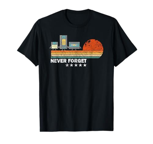 Questo bellissimo design a tema Never Forget Floppy, VHS, cassetta ha ispirato gli anni '60, '70s e '80s alla moda, questo tee will remain stile retrò per molti anni a come.Retro Vintage Never Forget Floppy, VHS, cassetta retrò stile funny design.