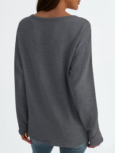 Image of AUTOMET Women's Long Sleeve Oversized Tshirts V Neck 2025 Cotton Tops Lightweight Pullover Casual Basic Tees