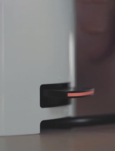 Stelton Wasserkocher EM77 - Elektrischer Kocher, Wasserkessel, Teekanne - Schnell kochend, niedriger Energieverbrauch, entnehmbarer Kalkfilter, Sicherheitsschalter - 1,5 Liter, Weiß, EU-Stecker