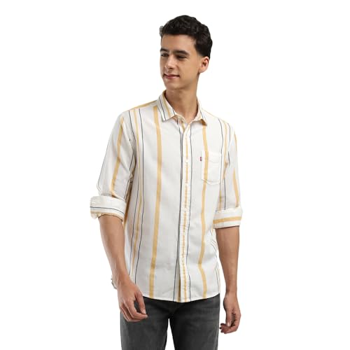 Image of Levi's Men Cotton Checkered Slim Fit Shirt