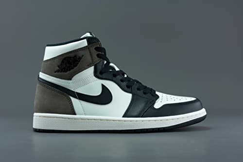 Image of Nike Men's Air Jordan 1 Retro High OG Sneaker