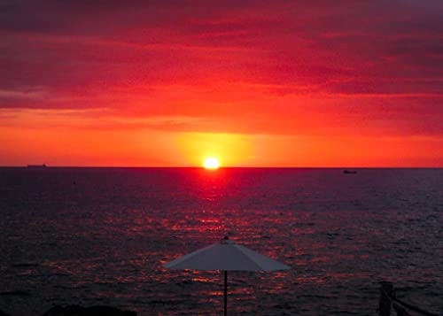 Experience The Magic Of Endless Sunsets: 10 All Occasion Premium Greeting Cards (5 X 7 Inch) Featuring Stunning Photography From Around The World By Marvin Bowser, Blank Inside With Envelopes Included - 10 Unique Designs, 1 Of Each #TOP2