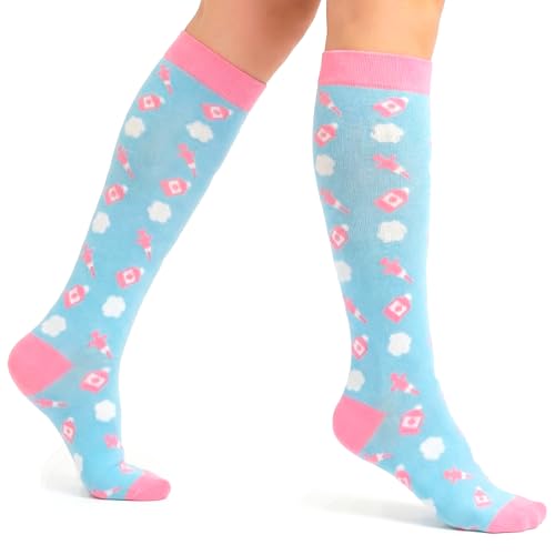 Nurse is Love Medias De Compresión Mujer Para Enfermera - Calcetines Compresion para Trabajo TCAE, Medicos, Vet | Usa Con Zuecos Sanitarios, Regalos Originales | Accesorios Enfermeria CLOUDS