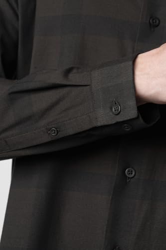 Image of Peter England Men's Classic Wonder Fabric Checkered Slim Fit Formal Shirt | Cotton Rich | Pin Point Oxford