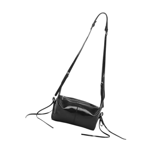 Sac à main sous les aisselles tendance chic et accessoire mode pour femme