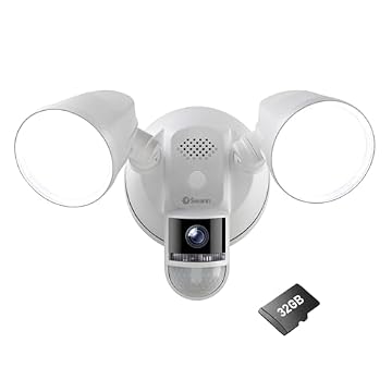 Swann 4K Floodlight Camera with a 32GB Micro SD Card