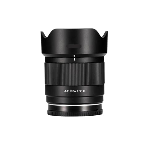 La lunghezza focale di 35 mm offre una prospettiva versatile, adatta a ritratti, scene quotidiane e fotografia di viaggio.