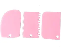 Conjunto Kit de 3 Espátula Raspadora Decorativa de Bolo, Pães, Massas e Wave Cake Cor Rosa Bebê