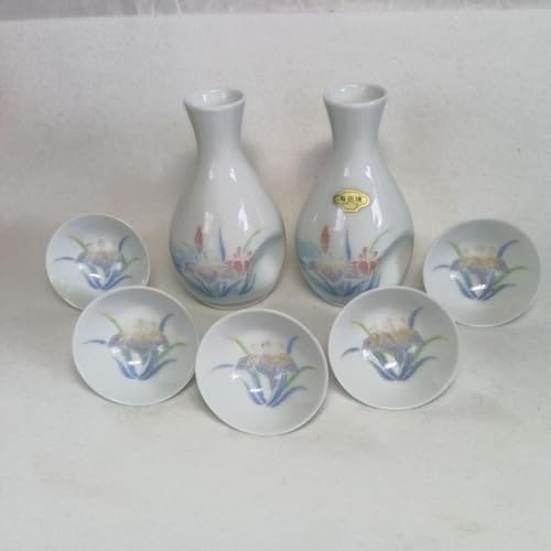 Arita Ware Stylish Floral Pattern Tokuri and Cup Set with Wooden Box