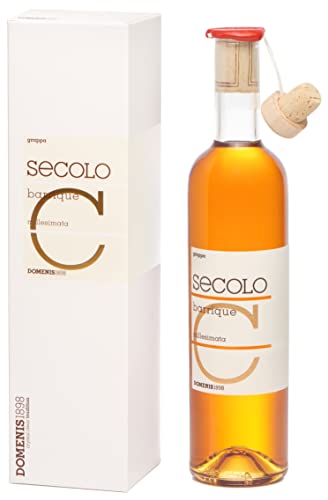 Grappa limpida dal colore ambrato ramato intenso.