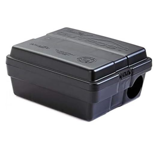 Outpost Rat Bait Station | Single Station Targets Small Mice Up to Large Rats | Position Horizontal or Vertical | Made in USA