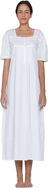 Nuisette classique pour femme idéale pour des nuits douces en rose