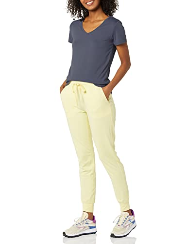 Image of Amazon Essentials Women's Active Quick Dry Tech Stretch Short-Sleeve V-Neck T-Shirt (Available in Plus Size), Pack of 2