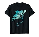 Excellente idée cadeau pour les amateurs de raies Manta avec un style hawaïen bleu océan cool, fait dans un style de tatouage tribal inspiré de la polynésie. T-shirt cool à porter en vacances ou à la plage pour hommes, femmes, garçons et filles qui aiment les rayons.