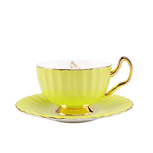 Tasse à thé et soucoupe en porcelaine pour vos matins