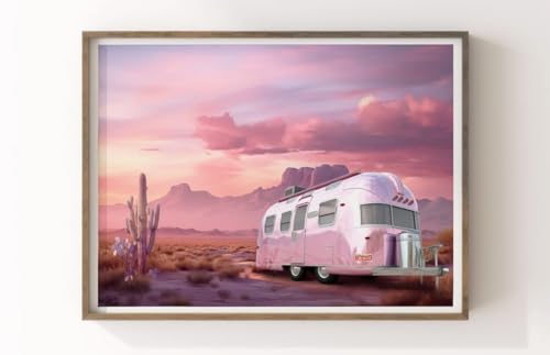 PosterOffice Airstream Trailer, Pink Desert, Western Wall Art Print - Tamanho 28 x 43 cm - Uma Impre