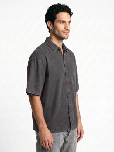 Image of Urbano Fashion Men's Oversized Fit Half Sleeve Washed Casual Denim Shirt