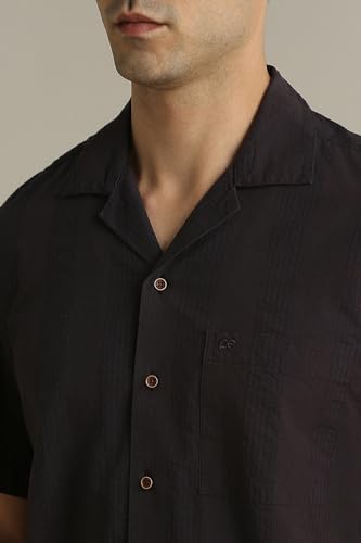 Image of Peter England Men's Casual Half Sleeve Resort Collar Shirt in 100% Cotton Seersucker with Striped Design