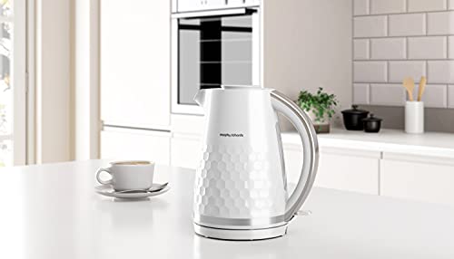 Morphy Richards Hive Kettle, 1.5L, Easy Fill System, Enhanced Waterspout, 3KW Rapid Boil, 360 Degree Base, Limescale Filter, Water Viewing Window, White, 108274