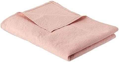 wilko blush velvet pintuck throw, pink warm and cosy velvet throw, 100% polyester, tumble dry low, machine washable 150 x 200cm