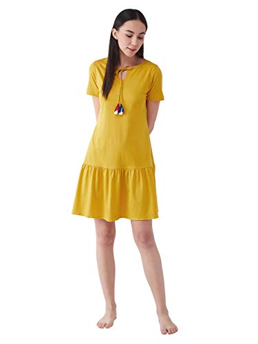 Image of Miss Chase Women's Maroon Round Neck Short Sleeve Solid Comfortable Regular Length Dress with Pockets