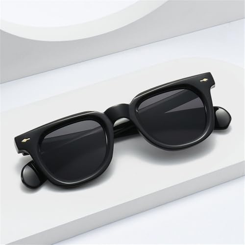 ZIUTNSAV-Women Rivets Decoration Sunglasses Retro Punk Men Gradient Yellow Sun Glasses Shades UV4002