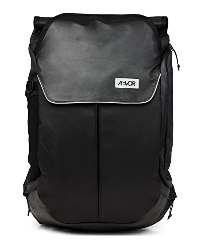 AEVOR Bike Pack Proof Black | Wasserdichtes Außenmaterial | 15” Laptopfach Gepolstert | Viele Fächer | Belüftetes Rückenteil | Nachhaltiges Material