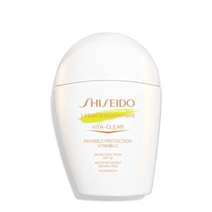 Shiseido Urban Environment Vita-Clear Sunscreen SPF 42-30 mL – Invisible Formula with Vitamin C – No-Shine, Makeup Effect for 8 Hours – Non-Comedogenic