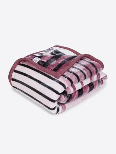 Image of Monte Carlo Double Bed Heavy Winter Blanket Gulnar 3 Ply 900 GSM | 4.7 KG (240x220 CM), Magenta