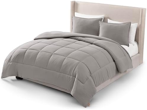 UGG Full/Queen Comforter Set with 2 Pillow Shams, Lightweight Down Alternative Blanket, Reversible Cozy Warm All Season Washable, Hypoallergenic Bedding Set, Light Grey (Leonora)