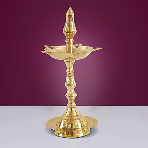 Diya en laiton du Kerala 9 pouces : lampe traditionnelle faite main pour huile et ghee