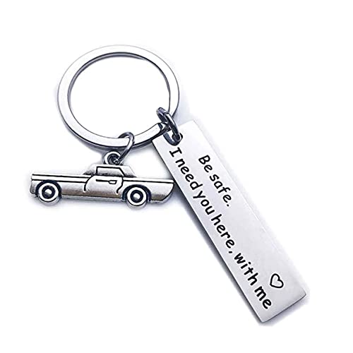 Schlüsselanhänger mit Aufschrift „Drive Safe I Need You Here with Me“, personalisierbares Geschenk für Ehemann, Freund, Vatertagsgeschenk, Seien Sie sicher, Einheitsgröße Cover