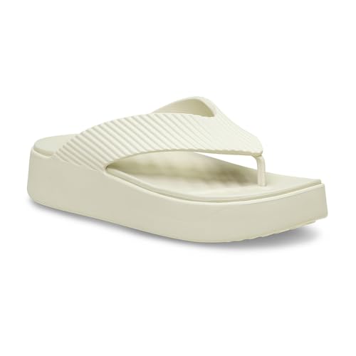 Crocs Women's Flip-Flop4