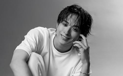 澤本夏輝 1stフォトエッセイ『タイトル未定』のサムネイル