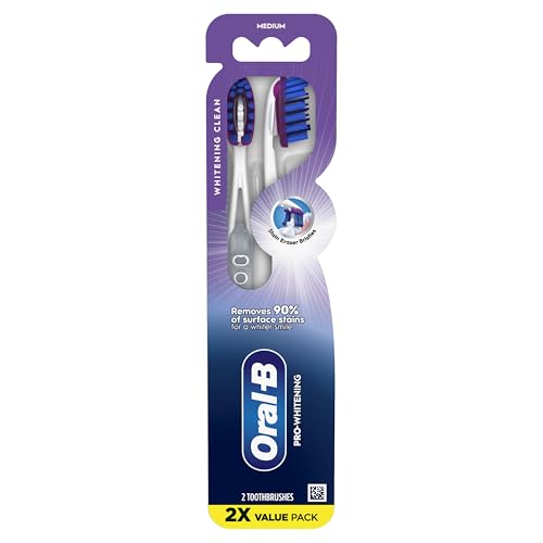 Image of Oral-B 3D White Deep Stain Remover toothbrushes, 2 count toothbrush MEDIUM, Removes 90% of surface stains, whitens teeth, deep reach, removes plaque and stains tooth brush