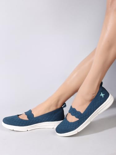 Image of Carlton London Women Mesh Flyknit Slip-On Lightweight Shoes