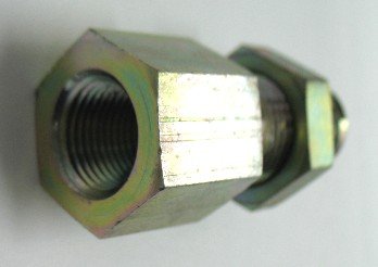 AF C5275-04-06 - 1/4 Female Pipe (.540''-18 Threads) x 3/8 Male JIC (9/16''-18 Threads) Bulkhead - Female Bulkhead Connector
