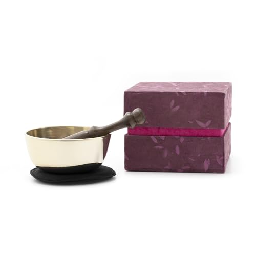 Geschenk-Box mit kleiner gegossener Klangschale I ca. 150 g I für Meditation & Achtsamkeit I Kindergarten u. Schule I Magentafarbene Geschenk-Box aus nachhaltigem Naturpapier I Inkl. Klöppel/Pad