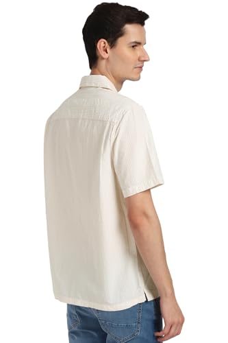 Image of Peter England Men's Casual Half Sleeve Resort Collar Shirt in 100% Cotton Seersucker with Striped Design