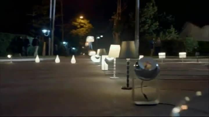 Lampadina LED Philips CorePro 7W E14 | Luce Calda 2700K | Dimmerabile E A Risparmio Energetico