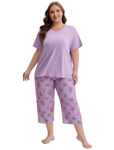 Image of Plus Size Pajamas for Women Set, Womens Plus Size Short Sleeve V Neck Capri Pants Pajama Sets with Pockets