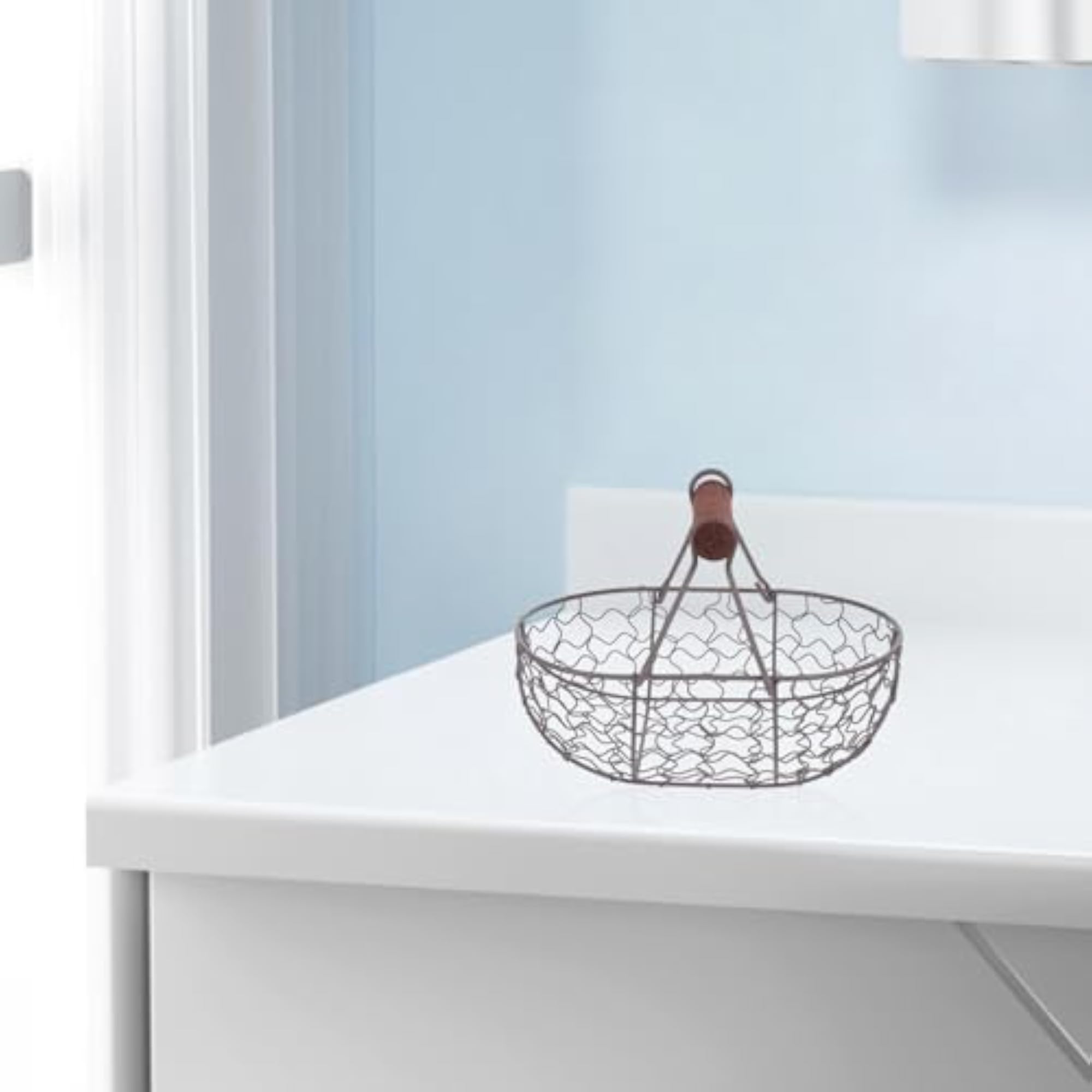 Retro Iron Wire Kitchen Storage Basket for Eggs, Fruit and Bread