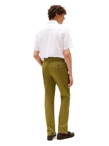 Image of Tommy Hilfiger Men's Stretch Cotton Chino Pants in Custom Fit