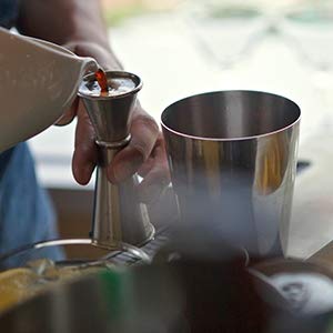 GWHOLE 3 stuks Cocktail Shaker Cocktail Making Set 750 ml met recepten (e-book), ingebouwde zeef, dubbele maatmeter… - Afbeelding 7