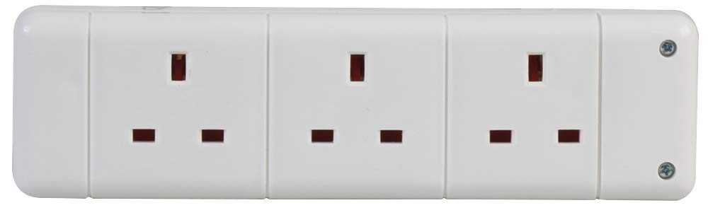 PRO ELEC 3‑Gang Extension Socket, 13A, White – PELB1530