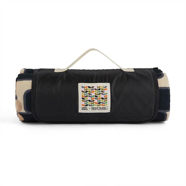 Regatta Orla Kiely Giant Square Flower Mono Picnic Rug