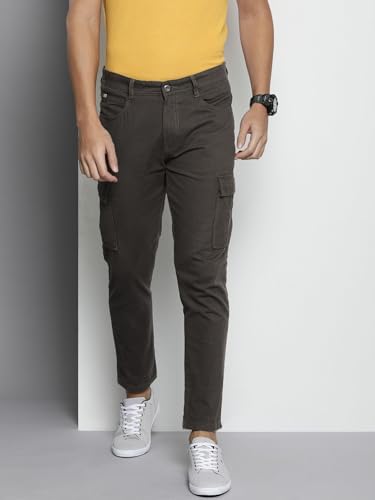Image of The Indian Garage Co Men Slim Fit Solid Mid-Rise Stretchable Cargos