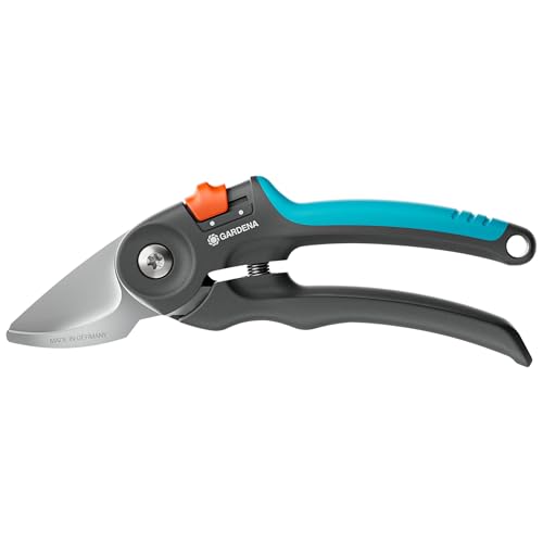 Gardena PremiumCut Gartenschere, Bypass-Schnitt, für frisches Holz, 22 mm Schnittdurchmesser, ergonomische Griffe, PowerCoating-Klingen, in Deutschland hergestellt (12241-20)